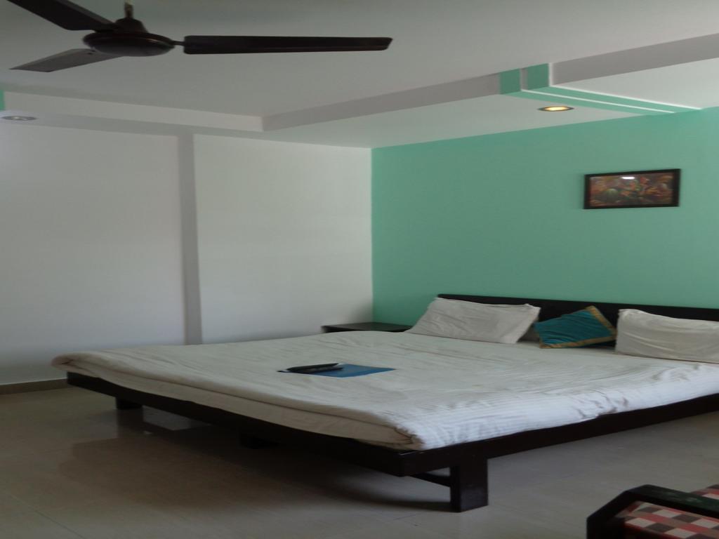 Hotel Aananda Haridwar Exterior photo