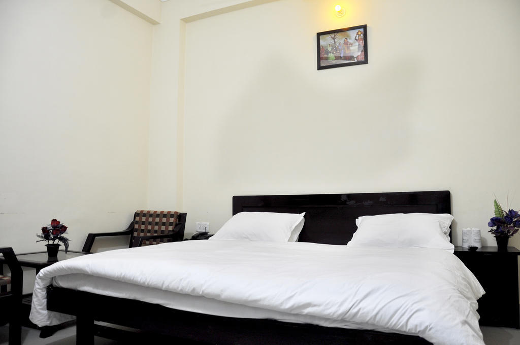 Hotel Aananda Haridwar Exterior photo